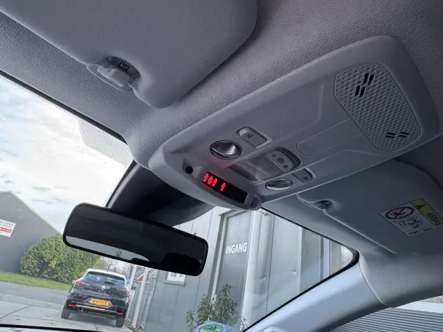 Opel Corsa 1.2 75pk Edition 2022 Benzine 21