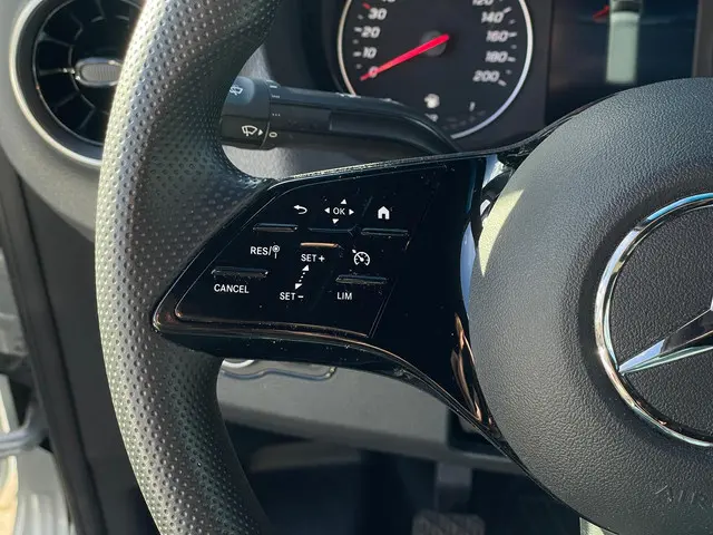 Mercedes-Benz Sprinter 315 1.9 CDI L2H2 RWD 2024 Diesel 21