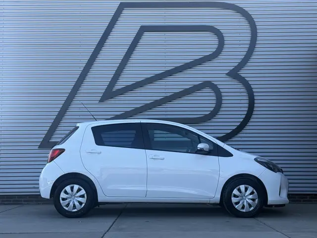 Toyota Yaris 1.0 VVT-i Aspiration 2016 Benzine 7
