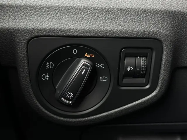 Volkswagen Golf Sportsvan 1.2 TSI Highline 2017 Benzine 25