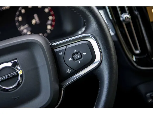 Volvo XC40 1.5 T2 Business Pro 2021 Benzine 24