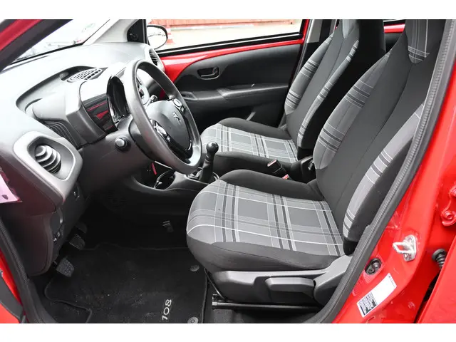 Peugeot 108 1.0 e-VTi Active 2017 Benzine 26