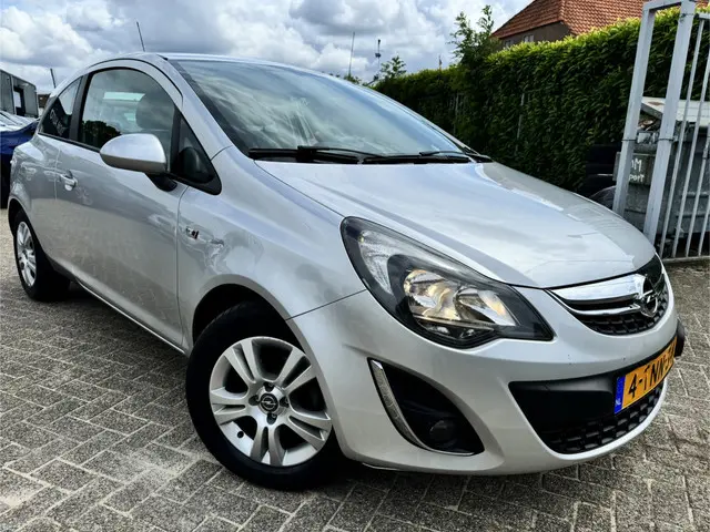Opel Corsa 1.2 BUSINESS + 2014 LPG/Gas
