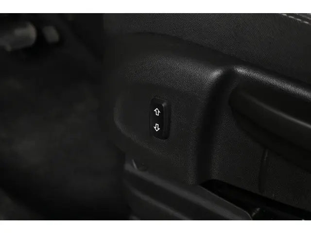 Opel Crossland 1.2 Turbo GS Line 2023 Benzine 10