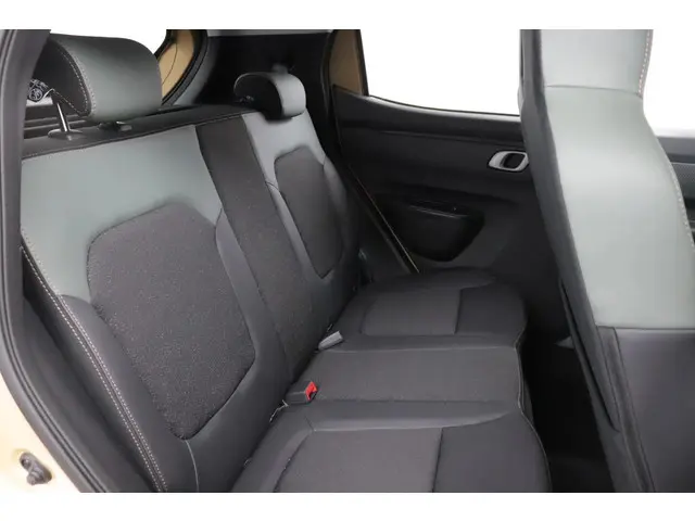 Dacia Spring Extreme 65 26.8 kWh 2025 Elektrisch 40