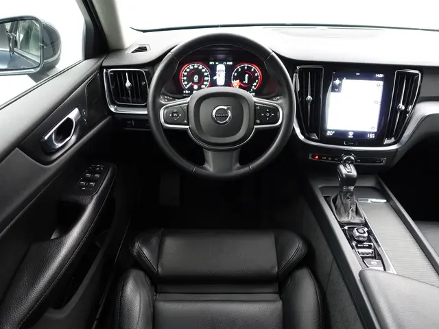 Volvo V60 2.0 T5 Inscription Aut- 2018 Benzine 6