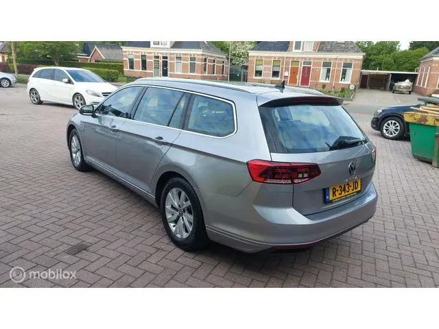 Volkswagen Passat Variant 1.5 TSI Business 2022 Benzine 5