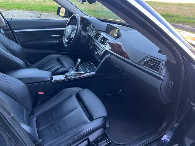 BMW 3 Serie Gran Turismo 320i High Executive 2014 Benzine 27