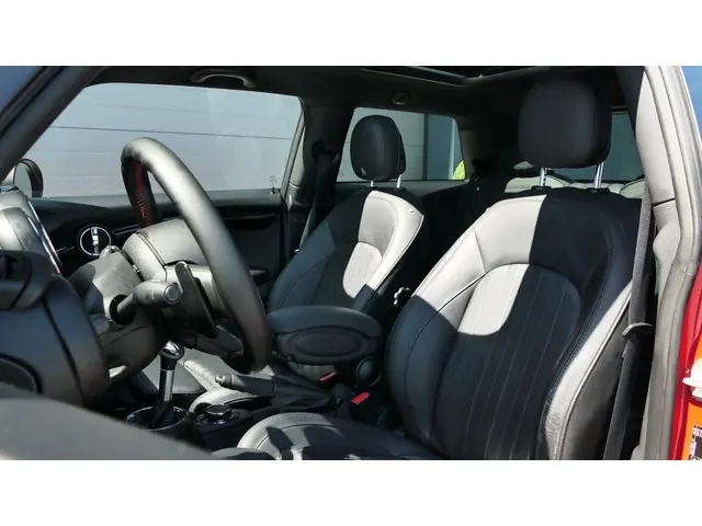 MINI Cooper S Mini 2.0 JCW 2015 Benzine 23