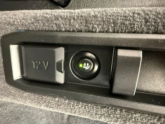 BMW 5 Serie Touring 530e 2024 Hybride Benzine 43