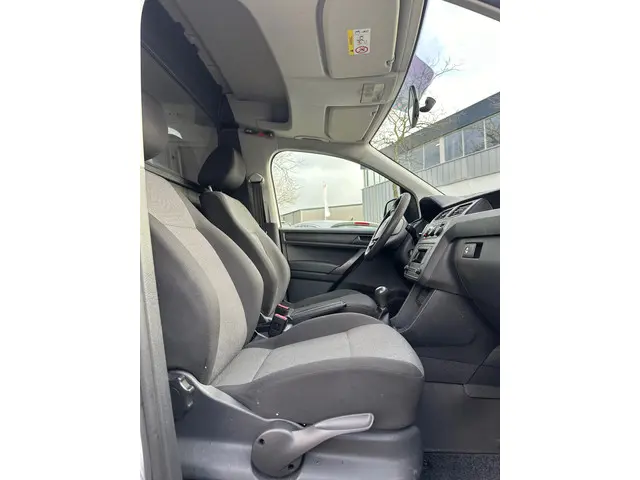 Volkswagen Caddy 2.0 TDI L1H1 BMT Trendline 2019 Diesel 8