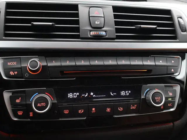 BMW 4 Serie GRAN COUPE 418i EXECUTIVE 2017 Benzine 18
