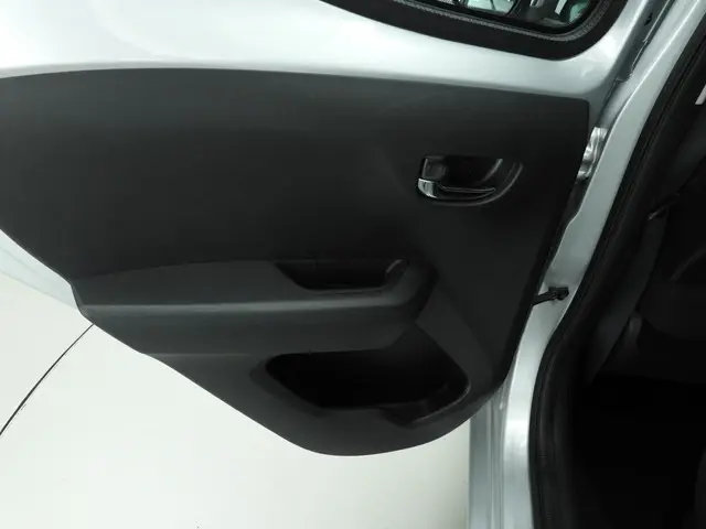 Toyota Aygo 1.0 VVT-i x-play 2016 Benzine 28