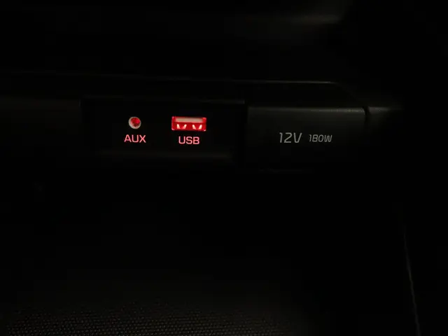 Kia Rio 1.0 TGDI ComfortPlusLine Navigator 2017 Benzine 31