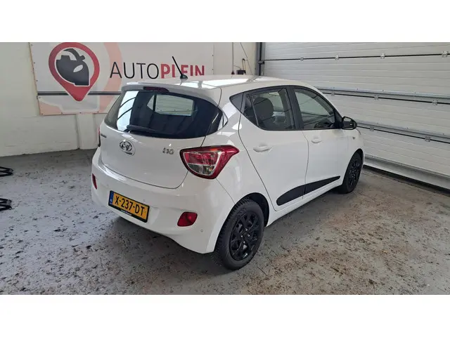Hyundai i10 1.0i i-Motion 2015 Benzine 6