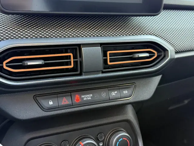 Dacia Sandero Stepway 1.0 TCe 90 Comfort 2023 Benzine 29