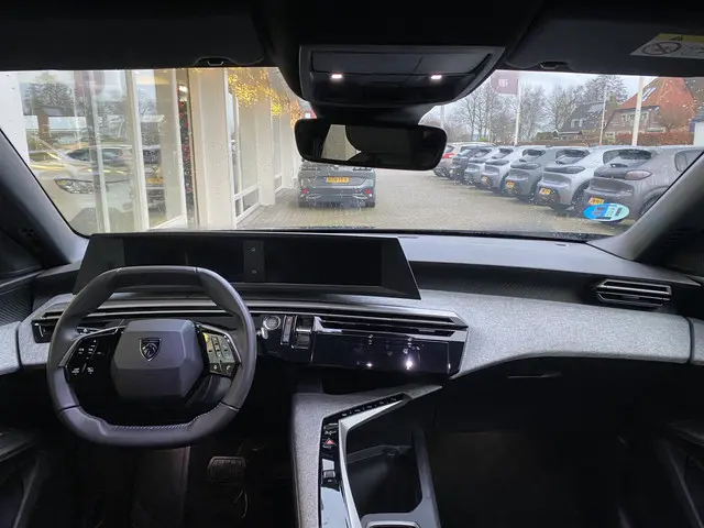 Peugeot 3008 1.2 Hybrid 145 Allure 2025 Hybride Benzine 5