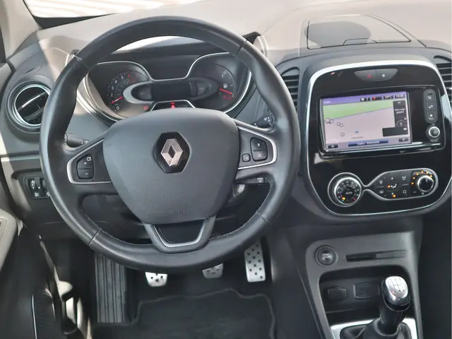 Renault Captur 0.9 TCe Intens 2018 Benzine 12