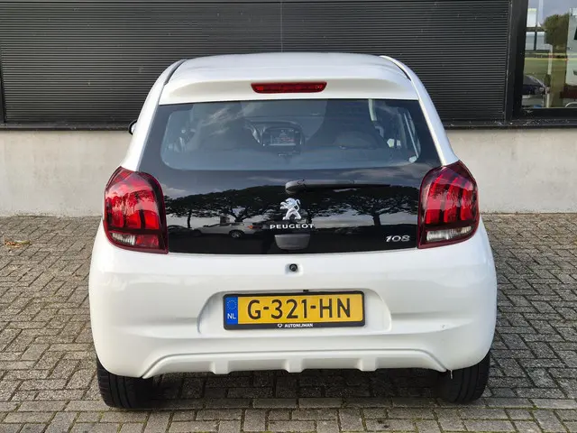 Peugeot 108 1.0 e-VTi Allure 2019 Benzine 8