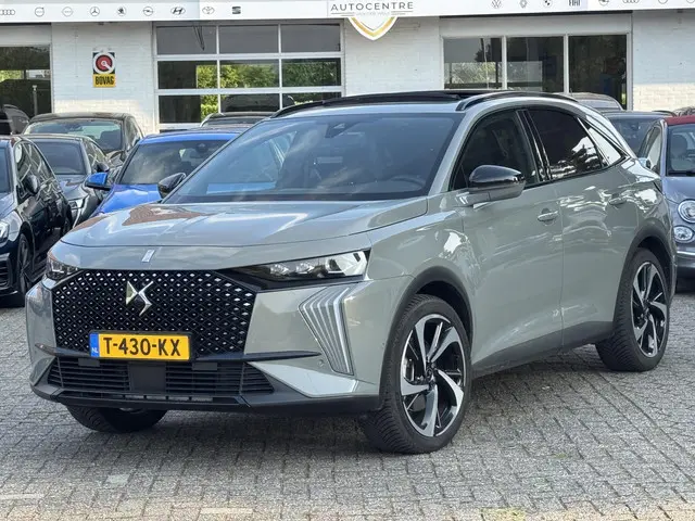 DS DS 7 E-Tense 300 4x4 Opéra 2023 Hybride Benzine 3