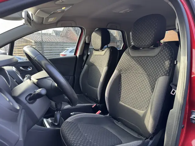 Renault Captur Captur TCe 90 Intens 2017 Benzine 18