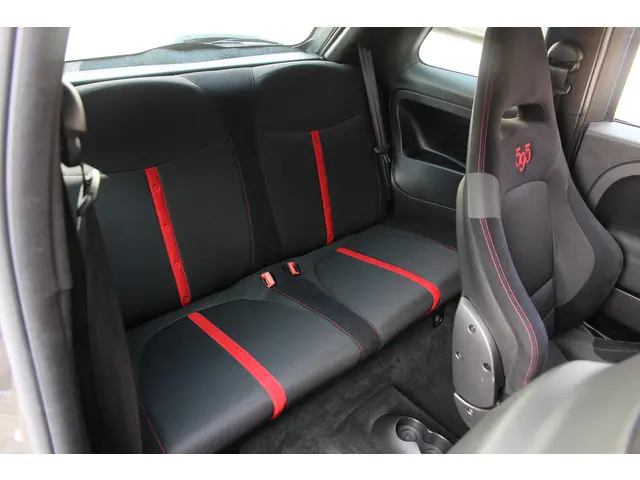Fiat 500 1.4-16V Abarth 2013 Benzine 33