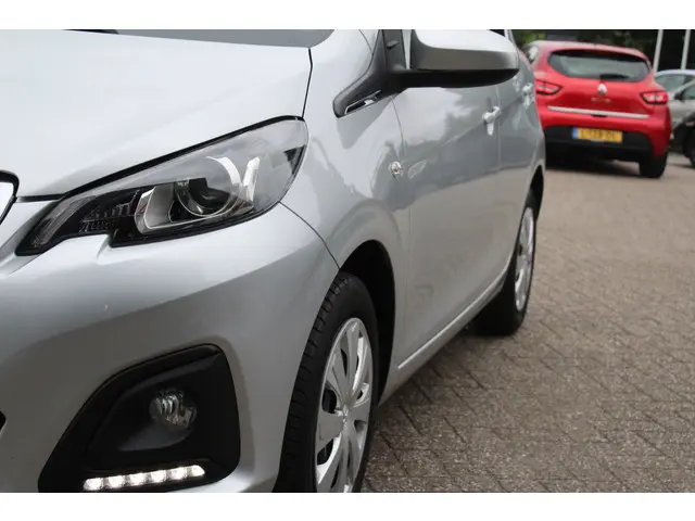 Peugeot 108 Active 1.0 e-VTi 72 2021 Benzine 6