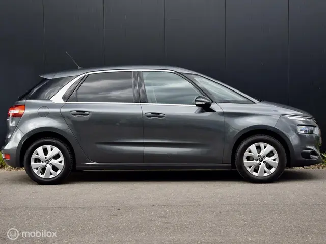 Citroën C4 Picasso 1.2 PureTech Intensive 2016 Benzine 5