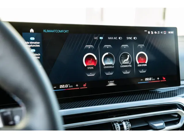BMW M3 3-serie Touring xDrive Competition 2023 Benzine 38