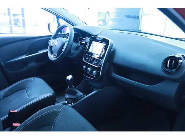 Renault Clio 0.9 TCe Zen 2017 Benzine 10