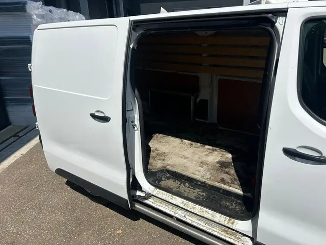 Opel Vivaro 2.0 CDTI L3 h1 selection 2020 Diesel 14