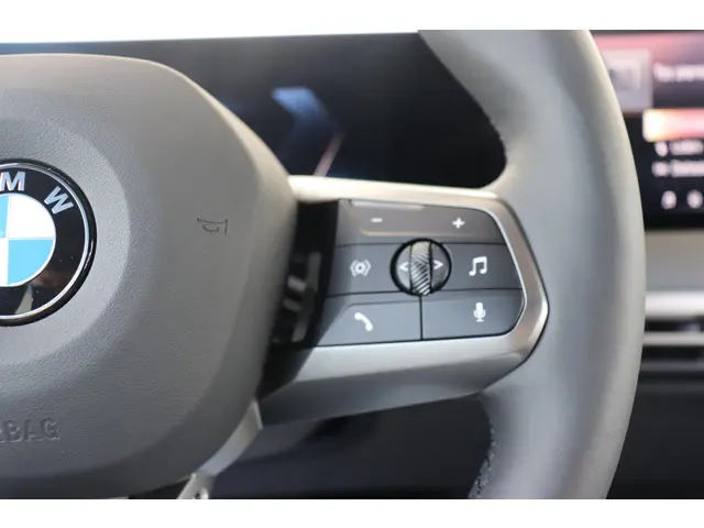 BMW iX xDrive45 2025 Elektrisch 21