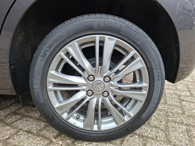 Suzuki Baleno 1.2 Exclusive 2017 Benzine 25