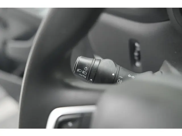 Renault Master T35 2.3 dCi 135 L2H2 Comfort 2022 Diesel 36