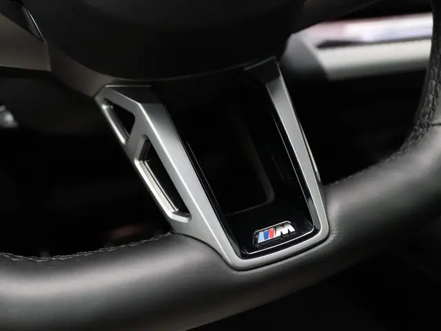 BMW 5 Serie Sedan 530e 2024 Hybride Benzine 19