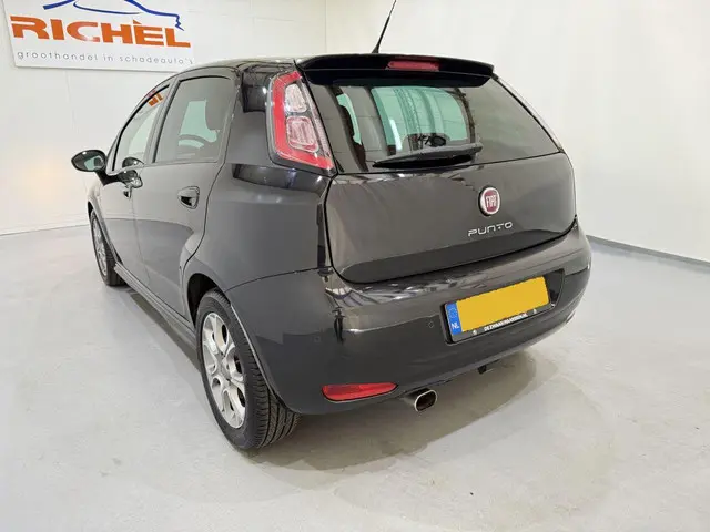 Fiat Punto 0.9 TwinAir Turbo 100 Lounge 2015 Benzine 5