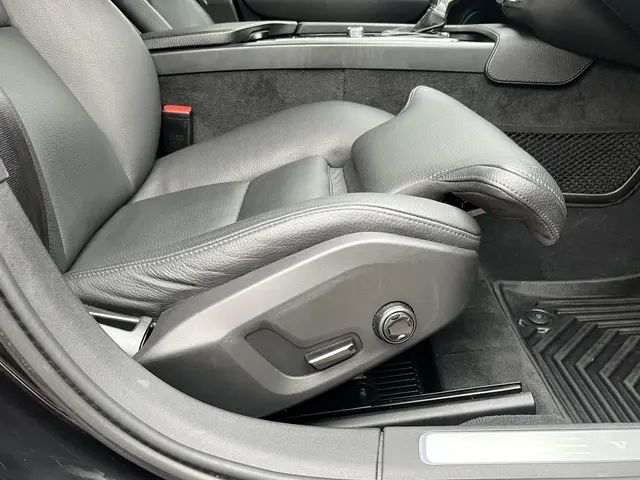 Volvo S90 2.0 T4 Inscription 2018 Benzine 27