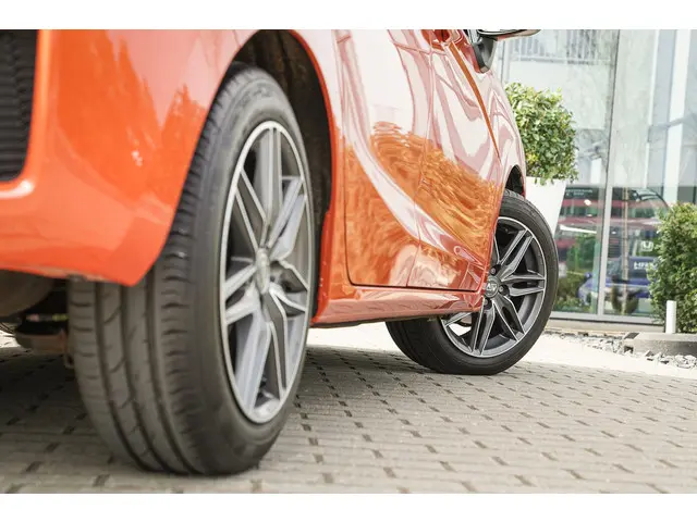 Honda Jazz 1.3i VTEC TREND 2017 Benzine 17