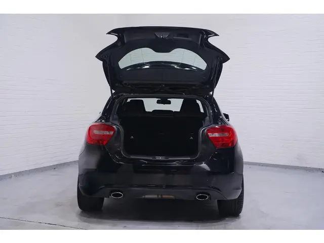 Mercedes-Benz A-Klasse 180 Prestige 2015 Benzine 11