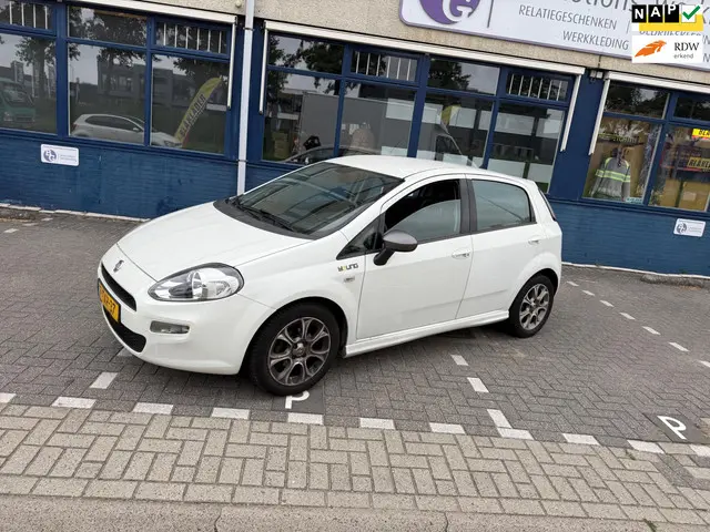 Fiat Punto Evo 0.9 TwinAir Young ((( 105.000 km ))) 2014 Benzine