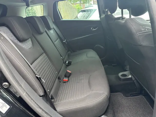 Renault Clio Estate 1.2 Dynamique 2015 Benzine 14