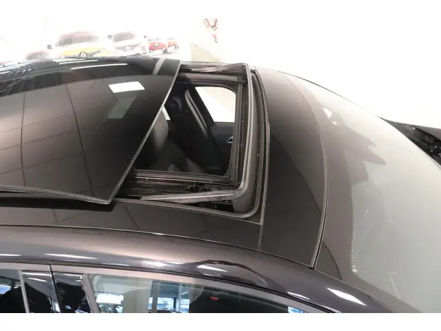 Renault Arkana 1.3 mild hybrid 160 R.S. line 2023 Benzine 15