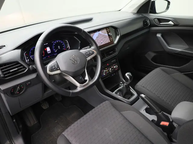 Volkswagen T-Cross 1.0TSI/95PK Life 2021 Benzine 19