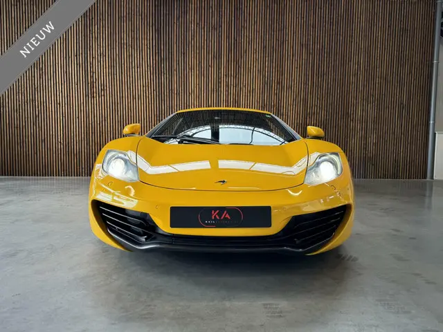 McLaren MP4-12C 3.8| Noselift | Meridian | 2013 Benzine 4
