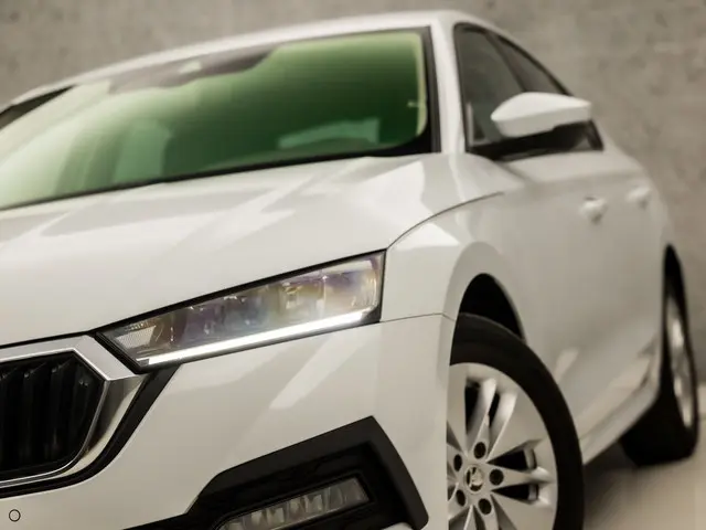 Škoda Octavia 1.0 e-TSI Sport 2023 Benzine 15