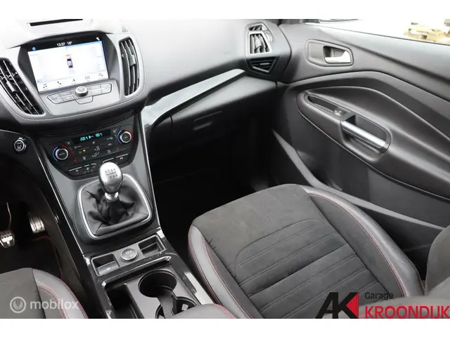 Ford Kuga 1.5 EcoBoost ST Line 2018 Benzine 30