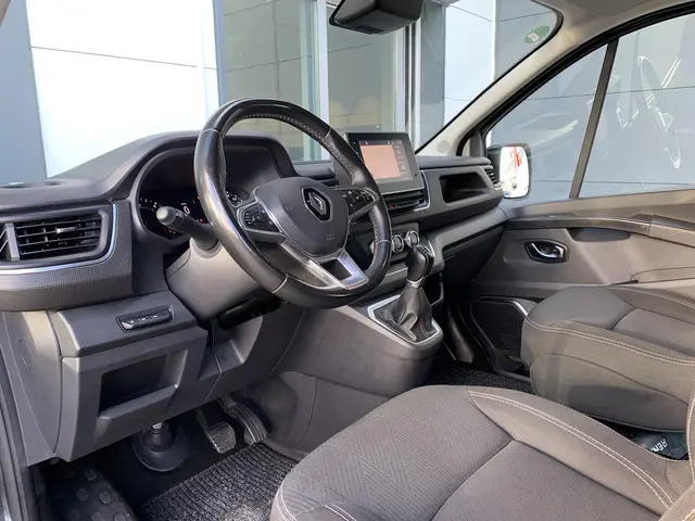 Renault Trafic 2.0 dCi 150 T29 L2H1 DC Luxe 2022 Diesel 22