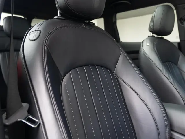 MINI Clubman Cooper S Aut. 2018 Benzine 12