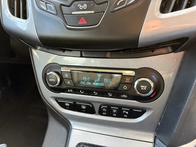 Ford Focus Wagon 1.0 EcoBoost Edition Plus 2014 Benzine 11