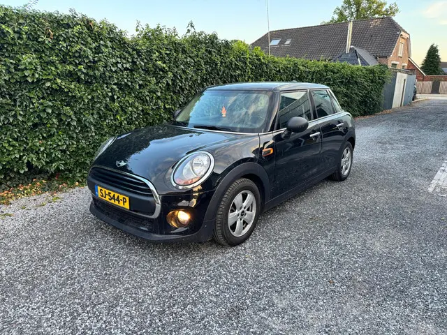 MINI One Mini 1.5 D Business 2018 Diesel 6